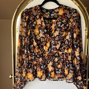 old navy flower print peplum - size m